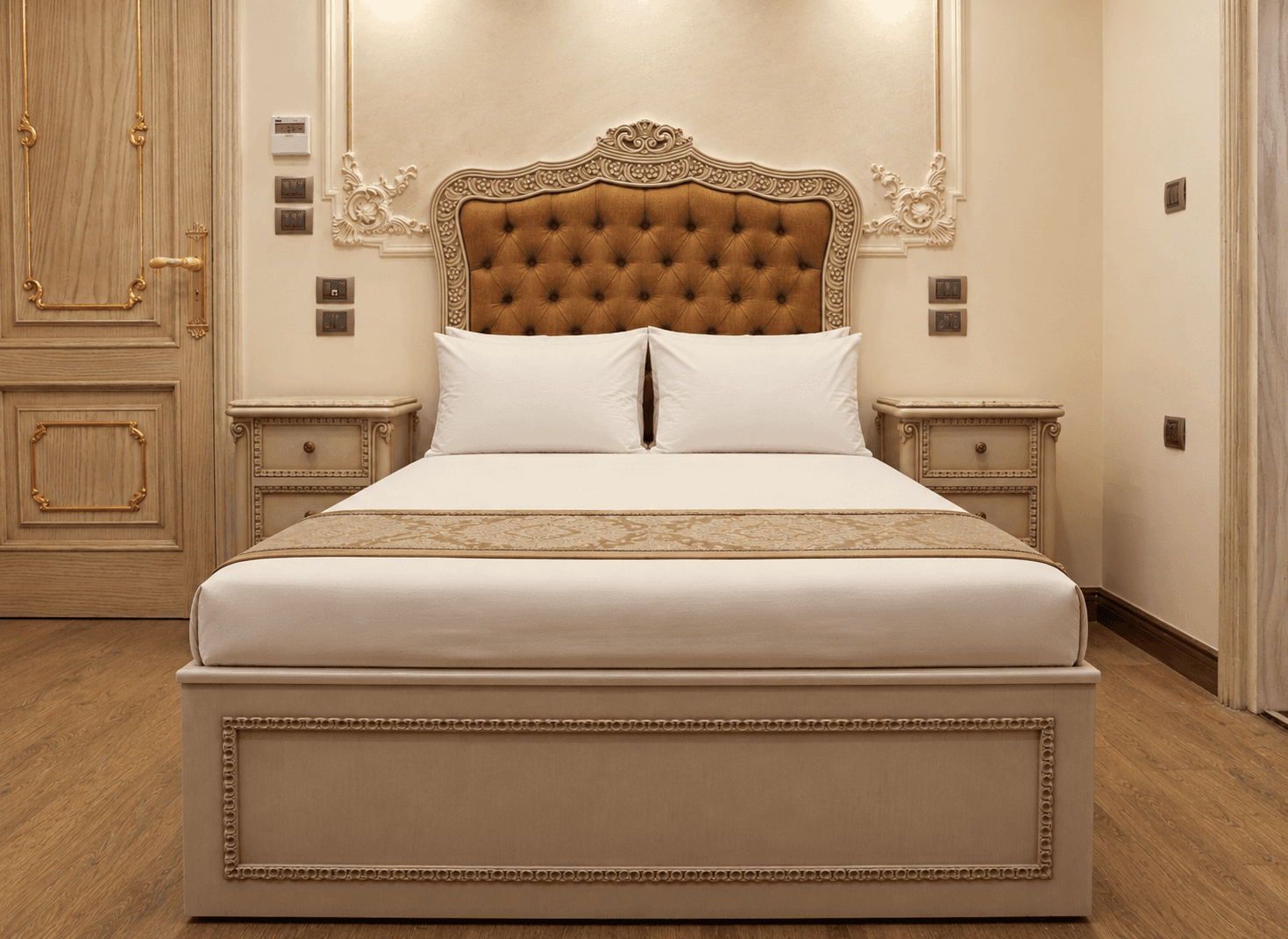 Ras El Bar Bedroom thumbnail 2
