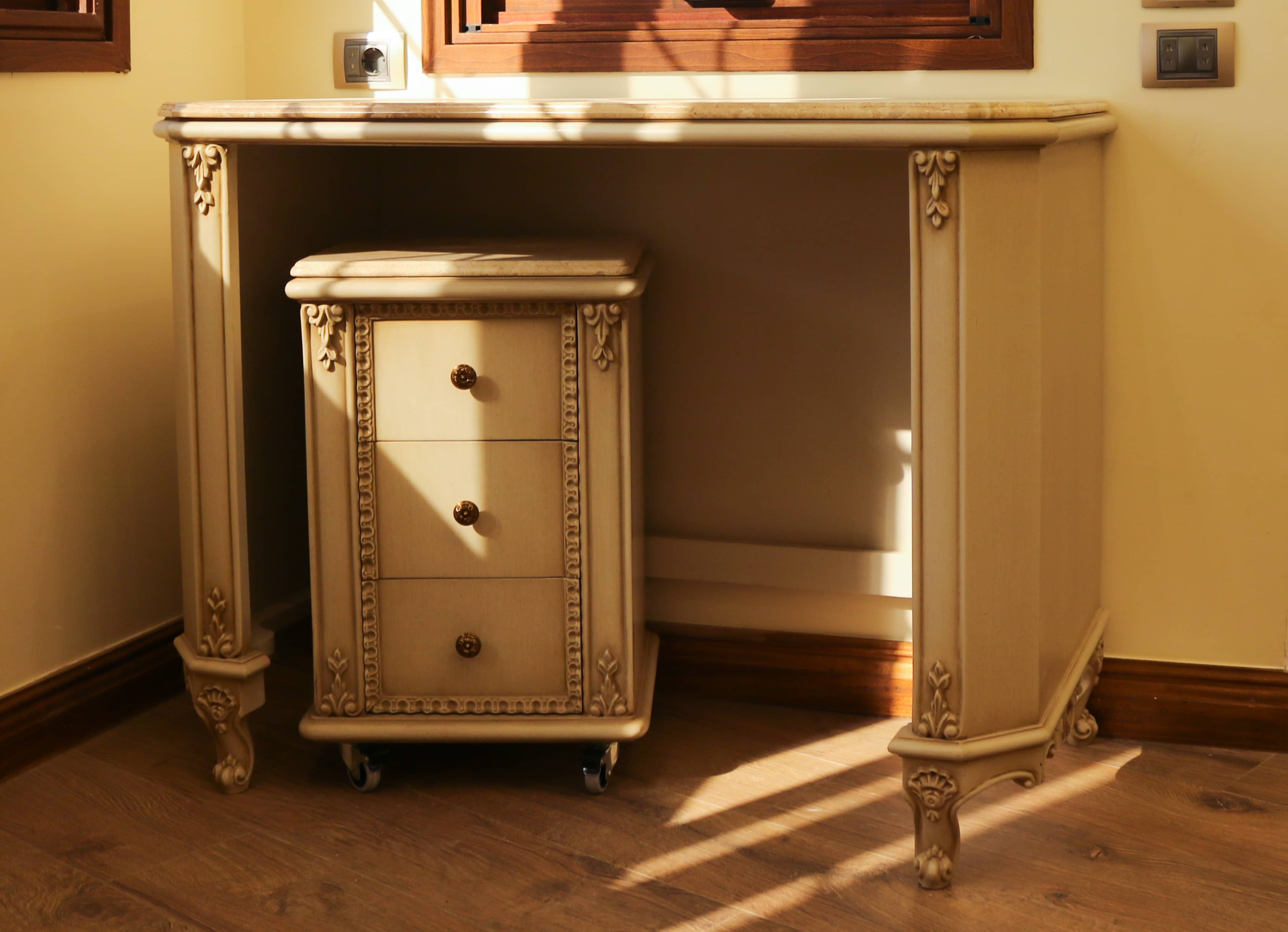 Ras El Bar Bedroom thumbnail 3
